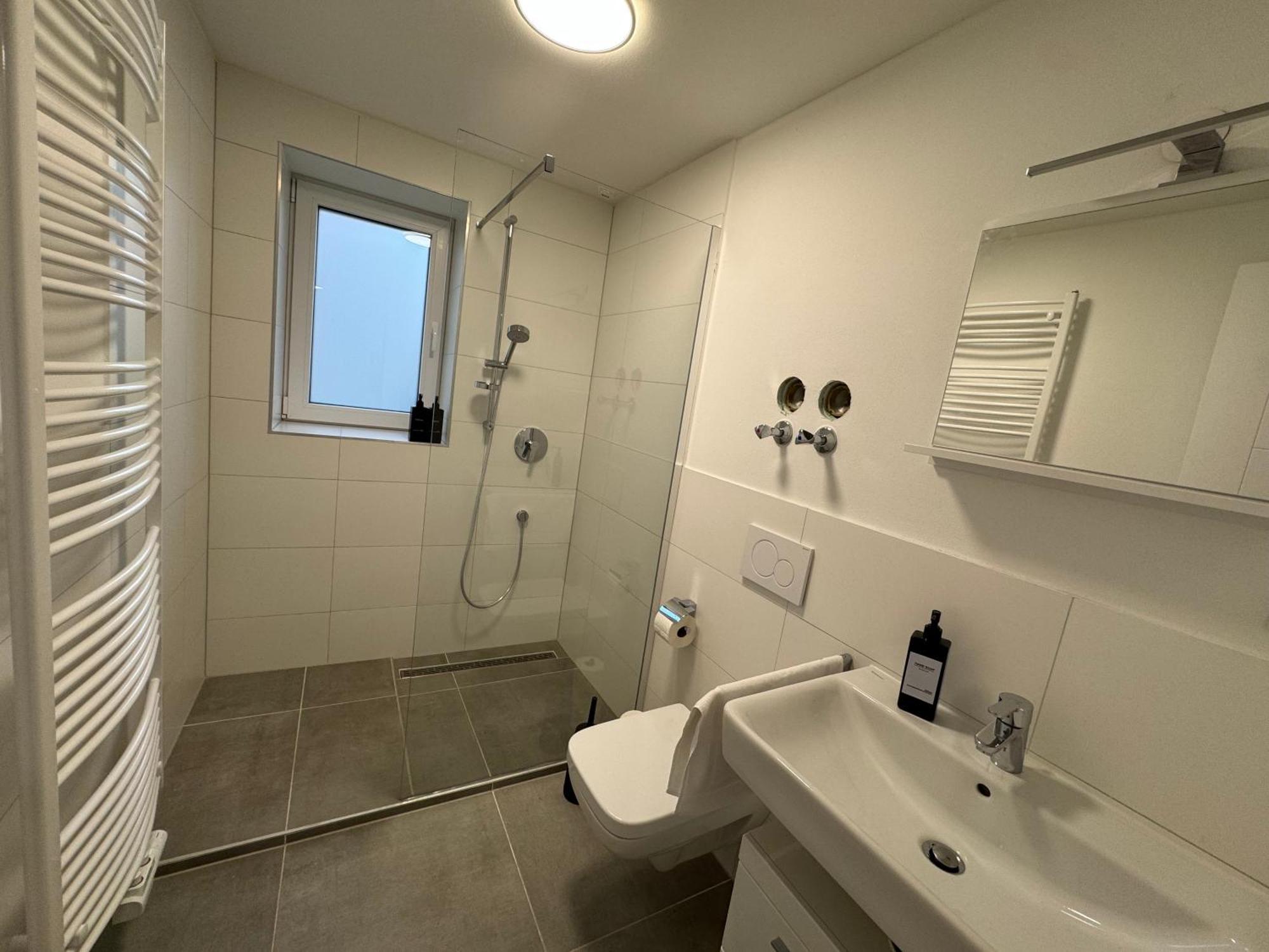 Prestige Apartments - Urban Lofts Ройтлинген Экстерьер фото