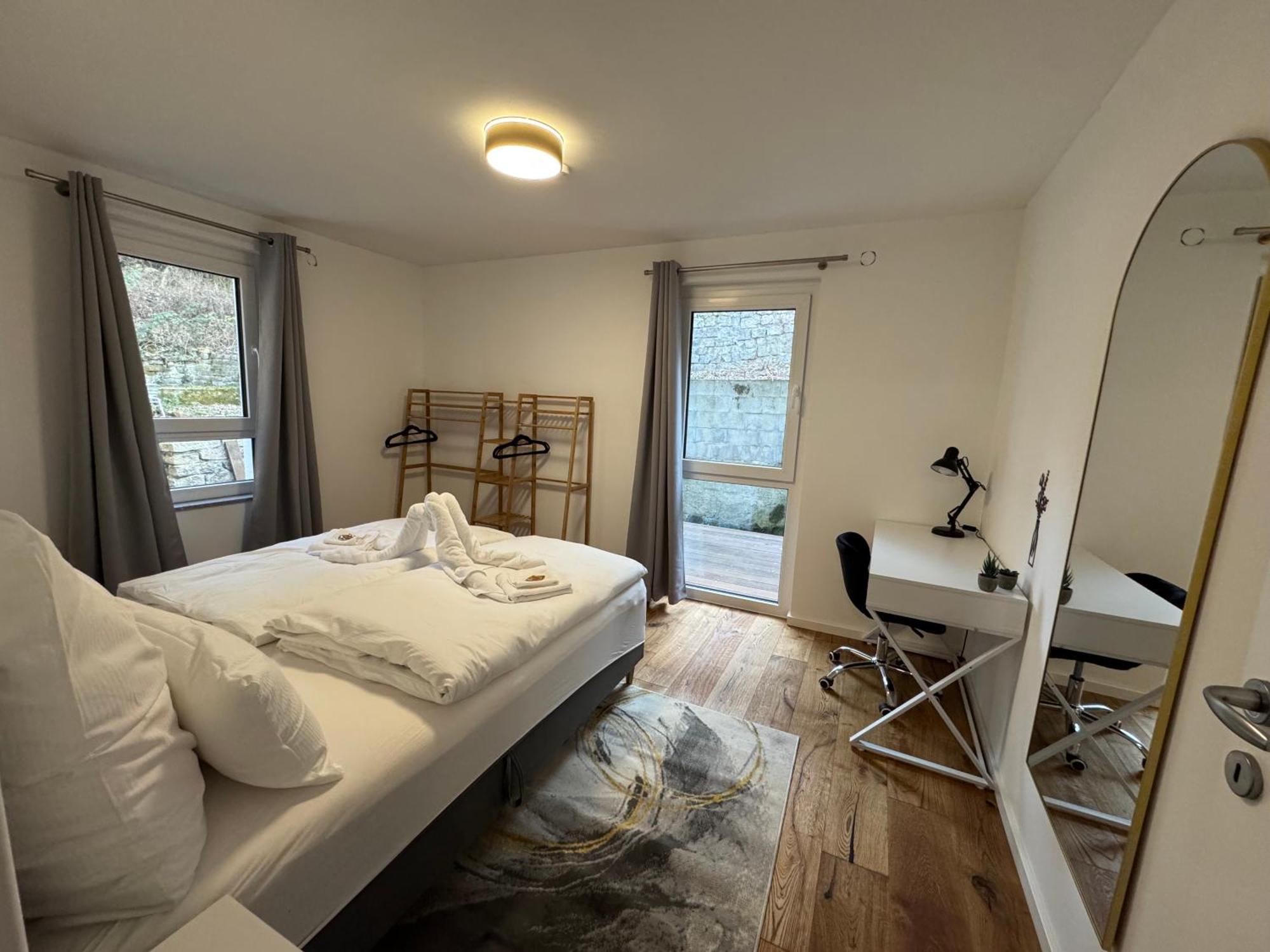 Prestige Apartments - Urban Lofts Ройтлинген Экстерьер фото