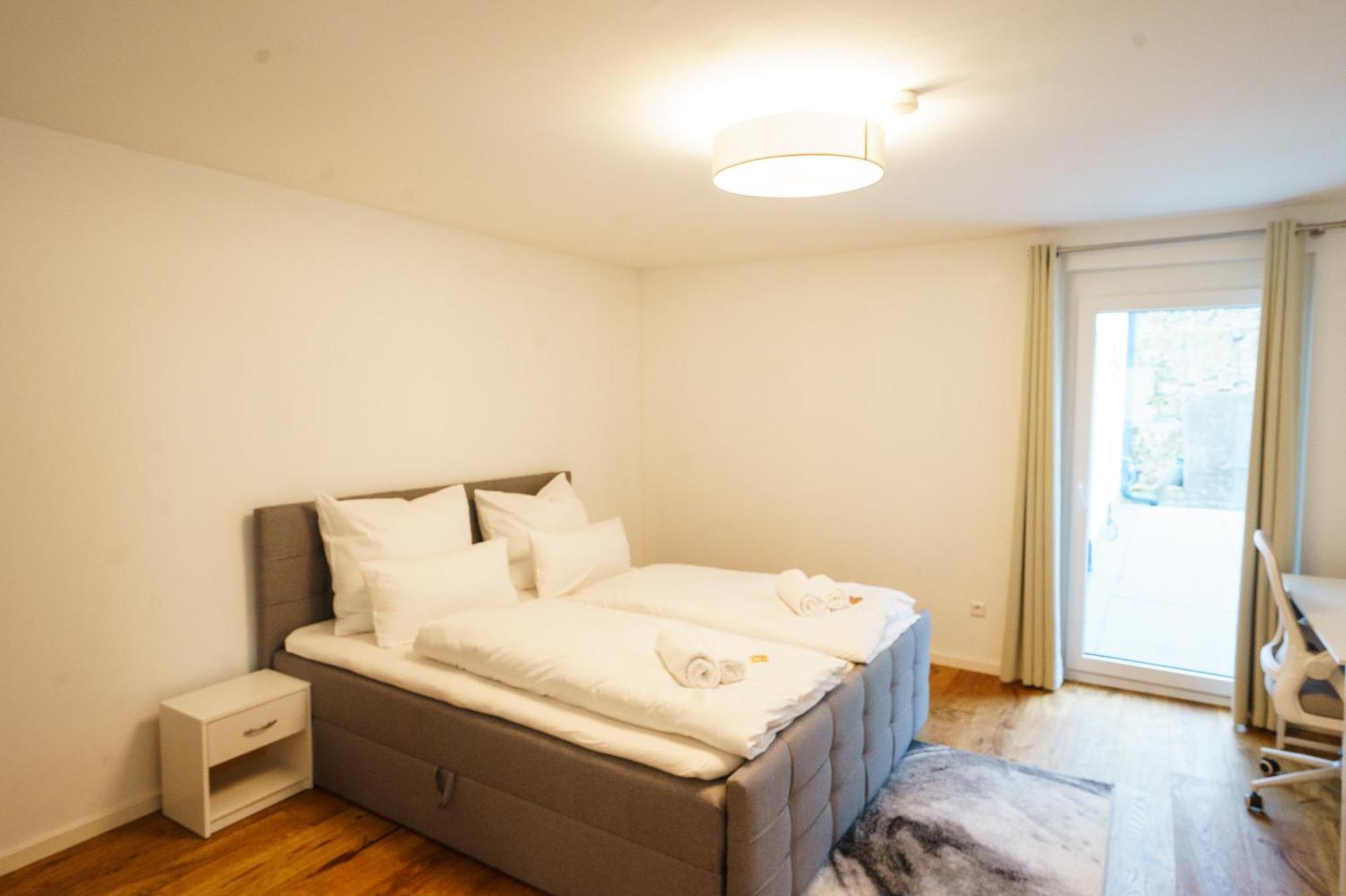 Prestige Apartments - Urban Lofts Ройтлинген Экстерьер фото