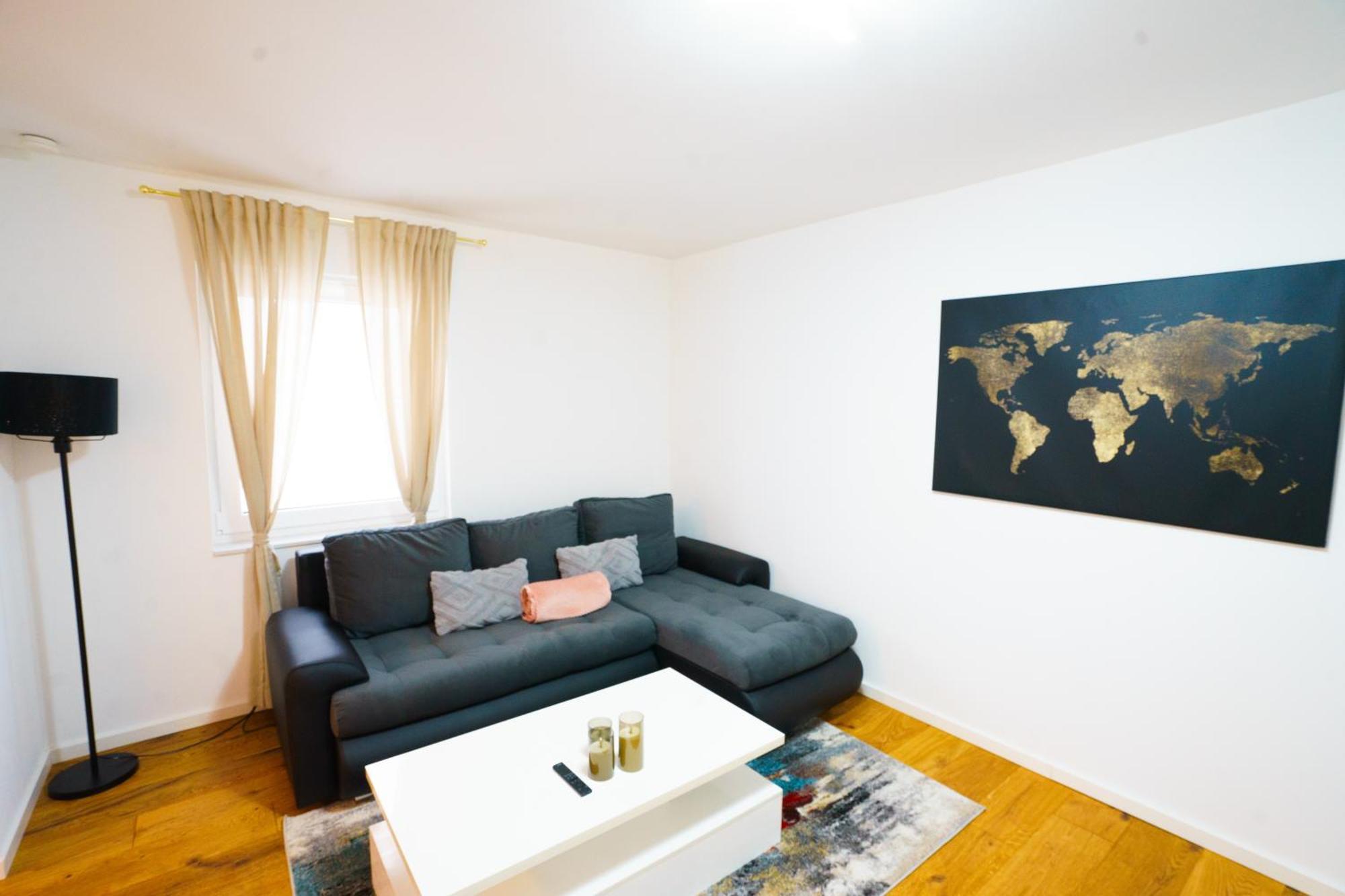 Prestige Apartments - Urban Lofts Ройтлинген Экстерьер фото