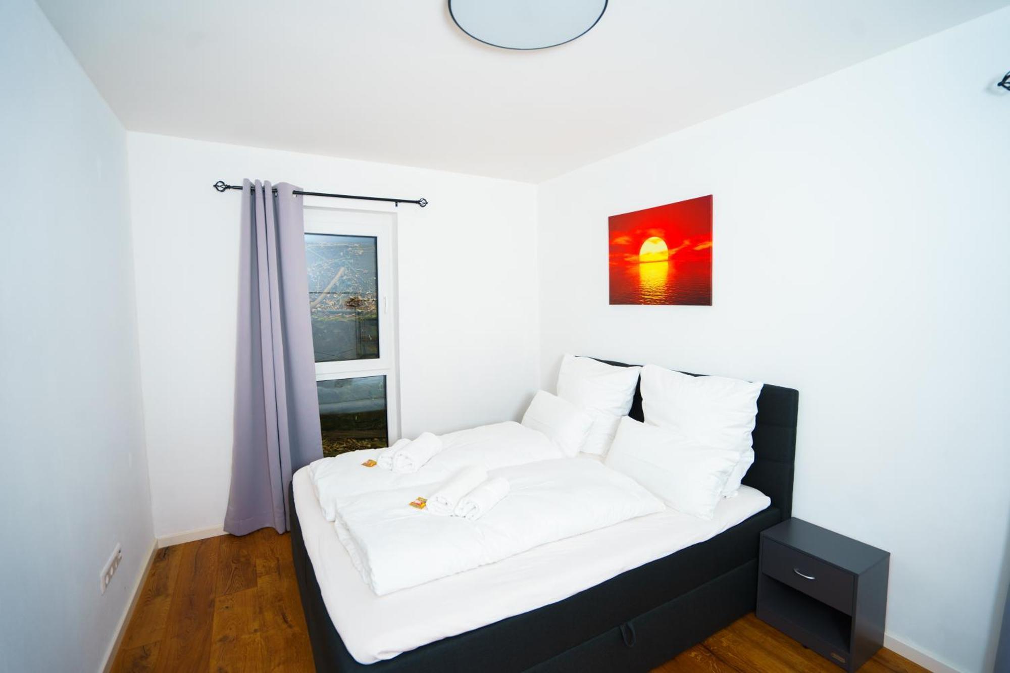 Prestige Apartments - Urban Lofts Ройтлинген Экстерьер фото