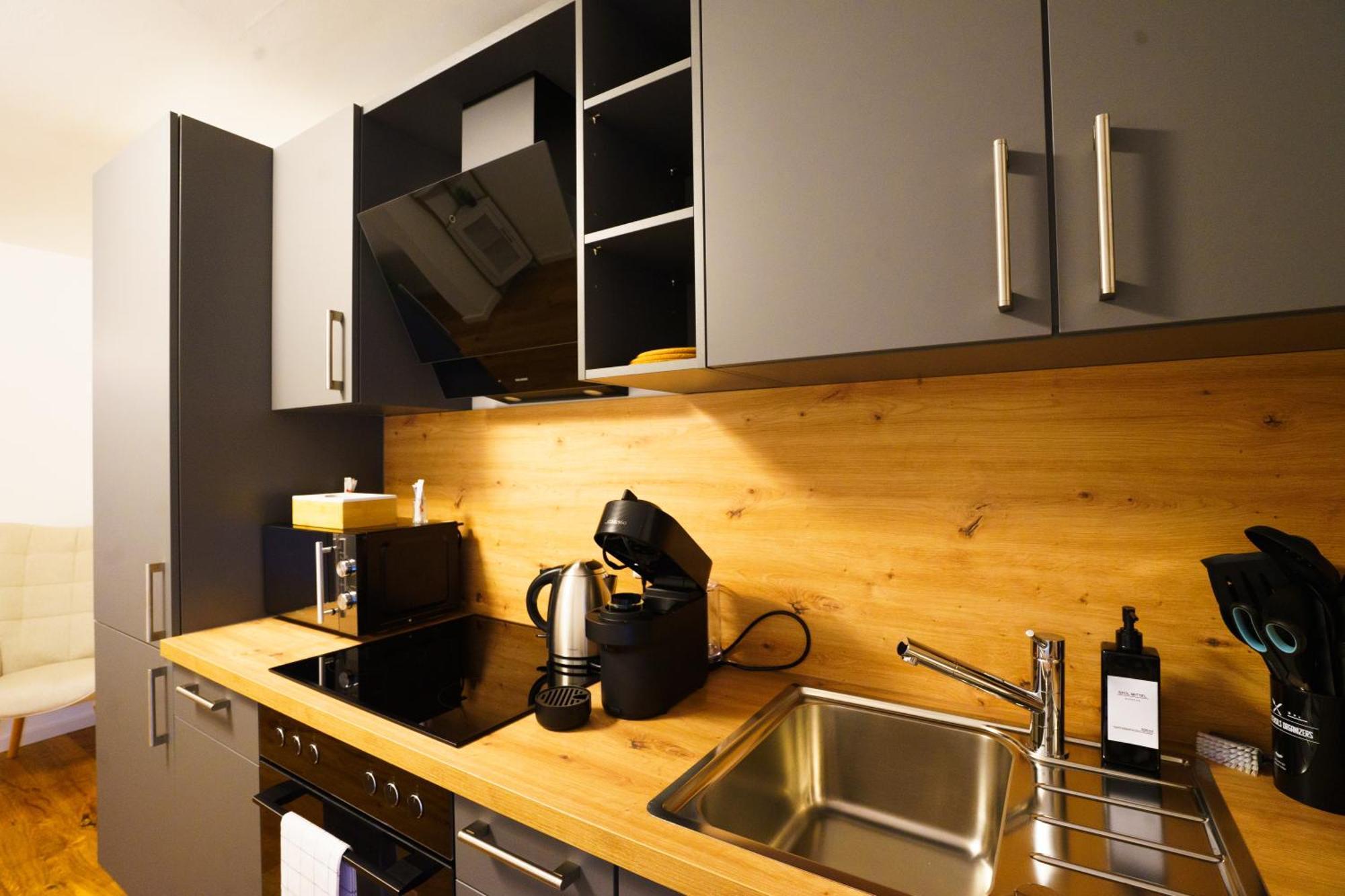 Prestige Apartments - Urban Lofts Ройтлинген Экстерьер фото